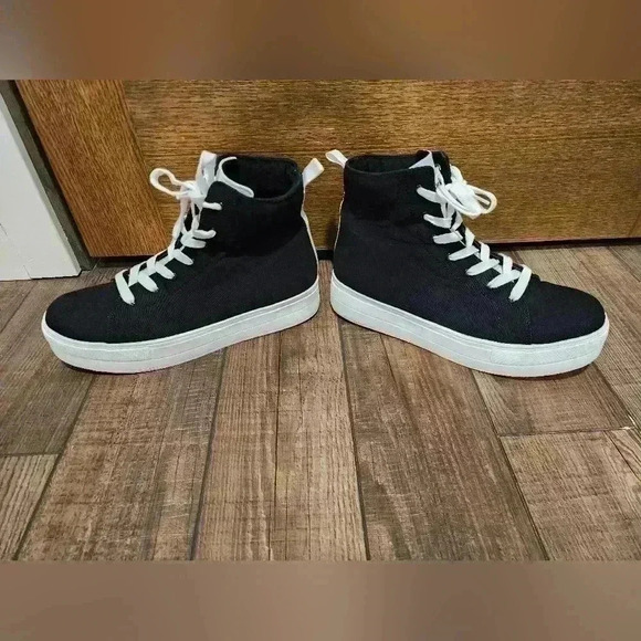 Hurley Women's Hi-top Sneaker Size 10 M Black And White - Picture 4 of 8